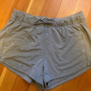 Lululemon inner glow short high rise
